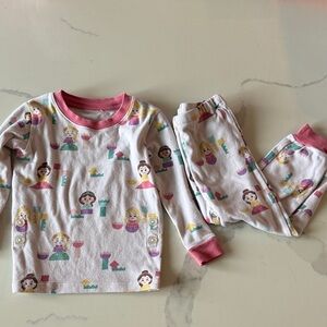 Girls Pajamas with Princess Print